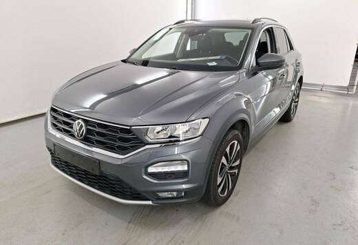 Volkswagen T-ROC 1500 ESS AUTO LOOK R LINE**CAR PASS*