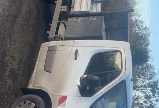 Renault 2.3 dCi 35 L3H2 Energy Twin Turbo