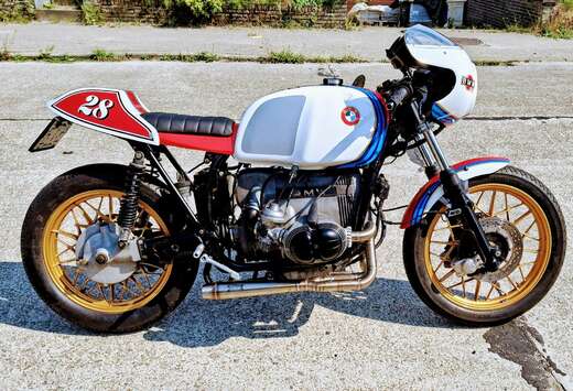 BMW caferacer Martini racing