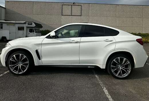 BMW X6 xDrive50i