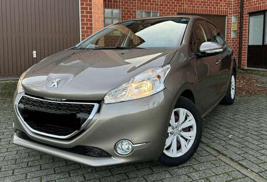 Peugeot 1.2 essence *Navigation*Airco*Carnet d entret ...