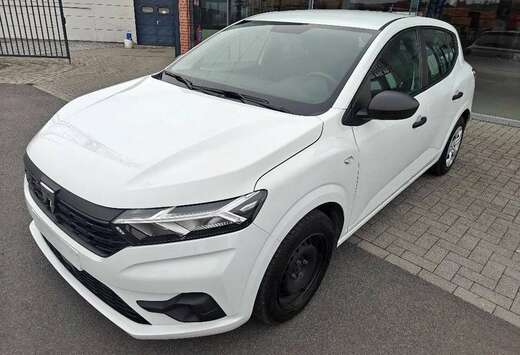 Dacia Sandero 1.0i SCe Essential