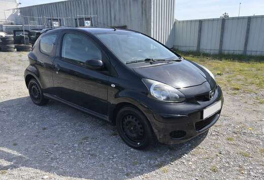 Toyota 1.0i VVT-i Plus