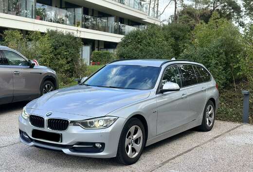BMW 318d Touring Blue Performance Sport Line