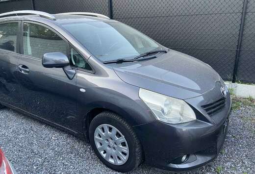 Toyota Verso 1.6 benzine prijs zie opmerkingen