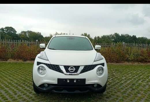 Nissan 1.6i 2WD Acenta+Connect CVT