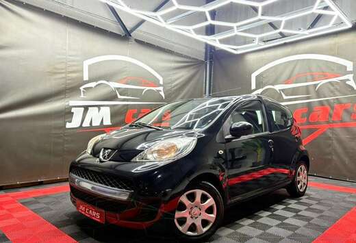 Peugeot 107 1.0i Trendy