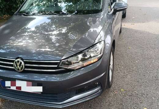 Volkswagen Touran 1.6 TDi SCR Highline DSG Highline