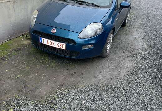 Fiat LOT de 2 Fiat punto 1.3 Multijet 2013 et 2010 Ai ...
