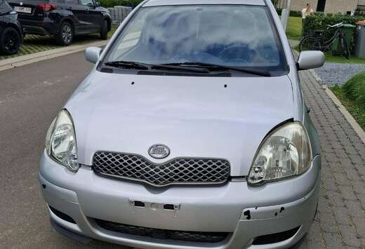 Toyota 1.3i VVT-i 16v Linea Luna