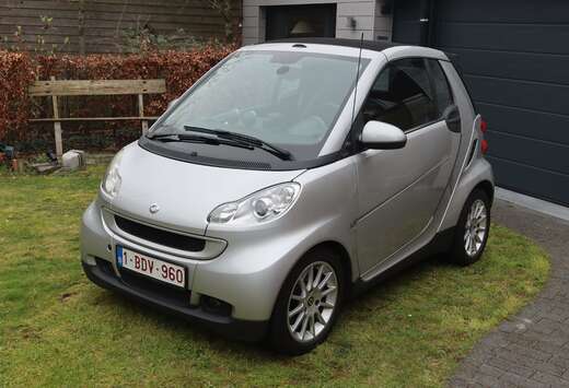 Smart smart fortwo cabrio softouch passion