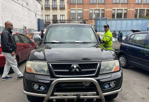Mitsubishi Pajero 3.2 Turbo DI-D 16v GLS