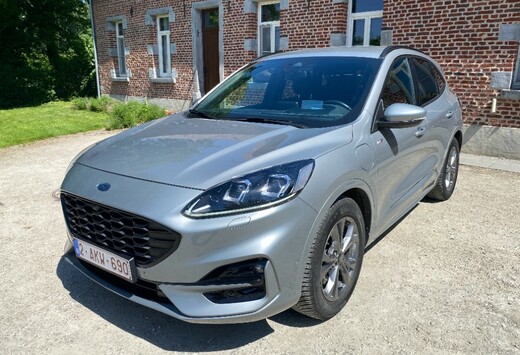 Ford Kuga ST-Line X 2.5i PHEV Plug-in hybride 