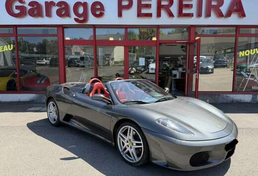 Ferrari SPIDER RACING SITZE CUIR NAVI