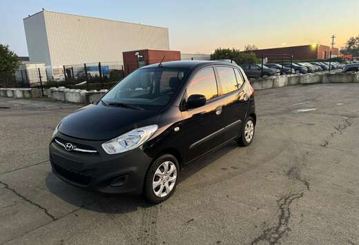 Hyundai i10 1.1i Lounge BlueDrive