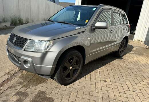 Suzuki Grand Vitara 2.0i JLX-E