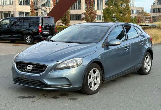 Volvo V40 1.6 D2 Kinetic R-Design
