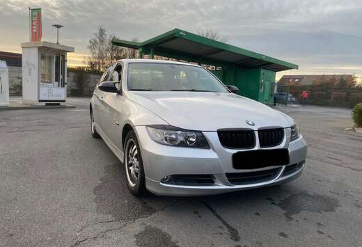 BMW 320i Aut.