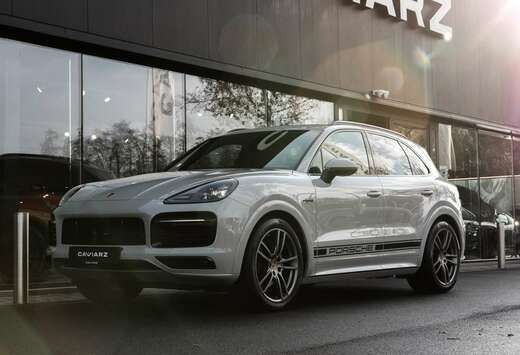Porsche Cayenne 3.0i V6 PHEV Tiptronic S Platinum