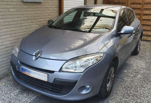 Renault Megane 1.6i Dynamique