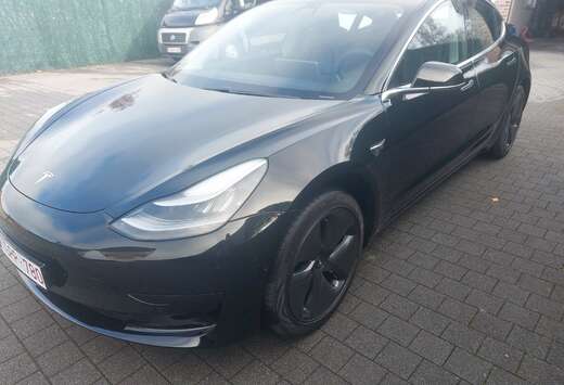 Tesla Model 3 44 kWh Standard Plus