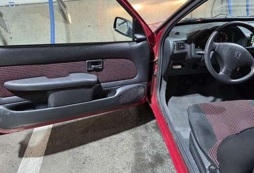 Peugeot 1.1i Color Line