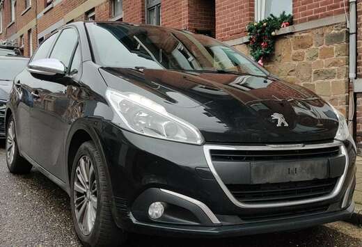 Peugeot 208 1.2i PureTech Style