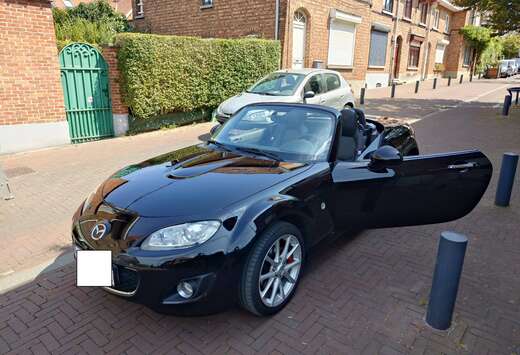 Mazda MX-5 Roadster Coupé 2.0i Sport