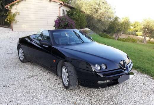 Alfa Romeo 2.0 Twin Spark