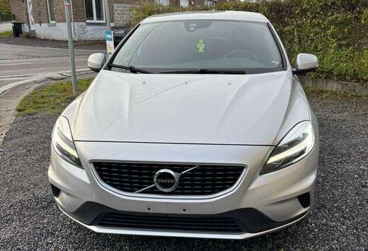 Volvo V40 2.0 T2 R-Design
