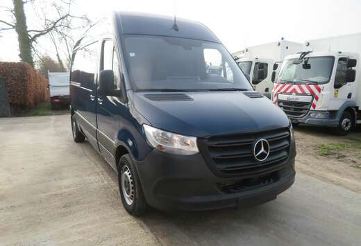 Mercedes-Benz 311CDi - FWD - A2H2