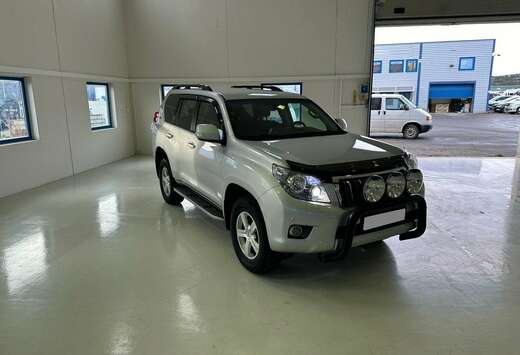 Toyota Landcruiser 3.0 D-4D Legend