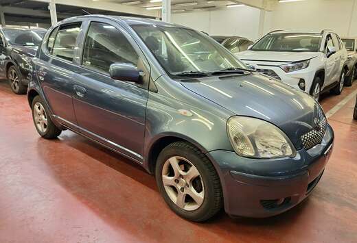 Toyota Yaris 1.3i VVT-i 16v Sol