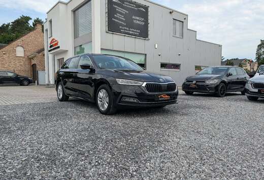 Skoda SW 2.0  NAVI/CARPLAY  CAMERA  ZETELVERWARMING   ...