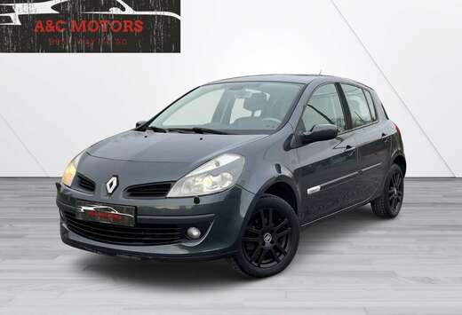 Renault Clio 1.6i 16v Initiale