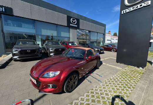 Mazda MX-5 1.8i soft top copper red
