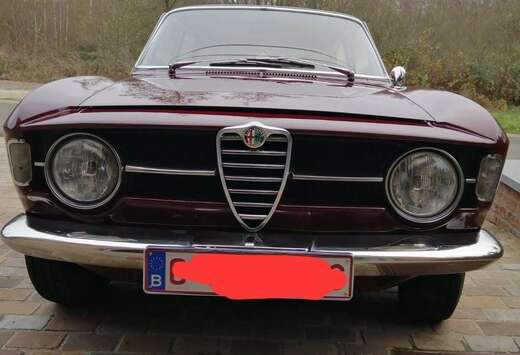 Alfa Romeo junior 1300 scalino