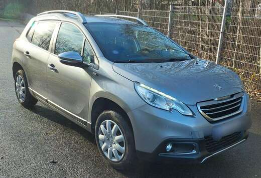 Peugeot 2008 1.2i PureTech Access