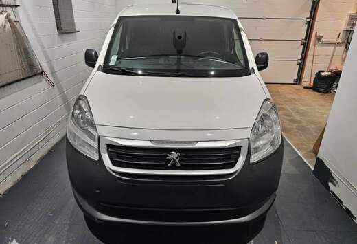 Peugeot 1.6 BlueHDi L2H1 Pro 121 S/S