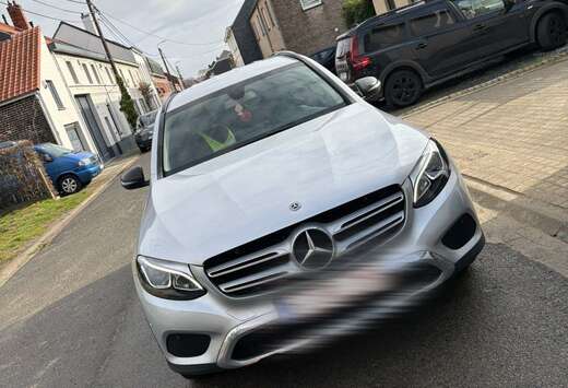 Mercedes-Benz Coupé d 4-Matic