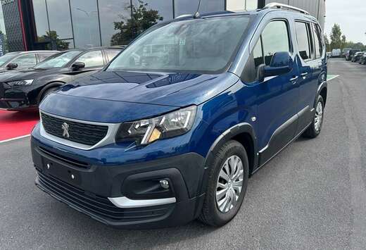 Peugeot PureTech S/S Active EAT8