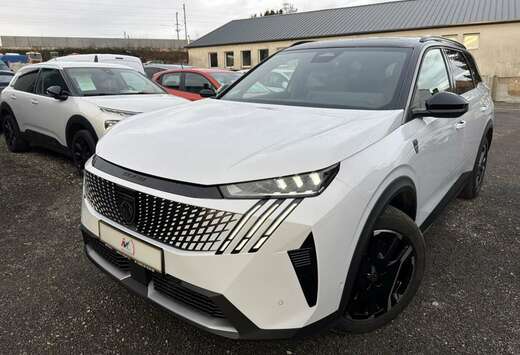 Peugeot NEW 5008 GT 1.6 Plug-In Hybrid 195 e-DCS7 7PL