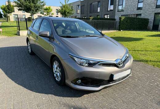 Toyota Auris 1.2 Turbo Dynamic Multidrive S