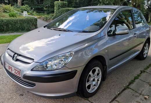 Peugeot 1.4i avec 62 000 km PRT  IMMATRICULER AIRCO