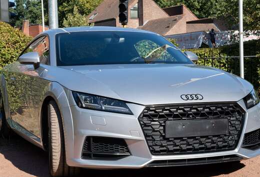 Audi TT Coupe 1.8 TFSI S tronic