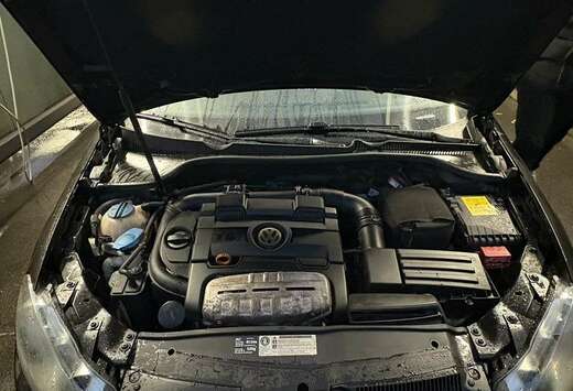 Volkswagen 2.0i 16v GTi 20th Anniversary