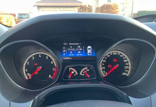 Ford Focus ST2 Clipper