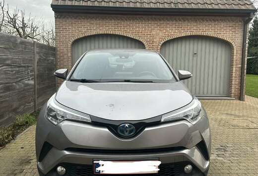 Toyota Hybrid 1.8i VVT-i C-Enter E-CVT