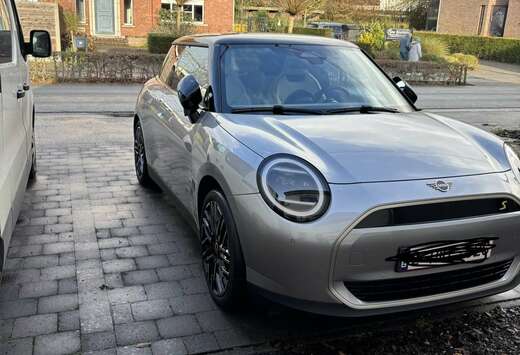 MINI e-Mini 54.2 kWh