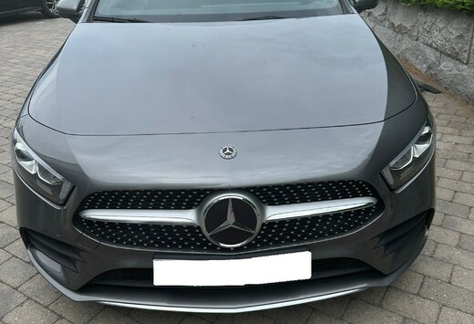 MERCEDES-BENZ CLASSE A A200 AMG